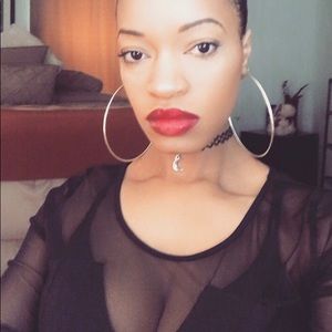 Meet your Posher, Martina